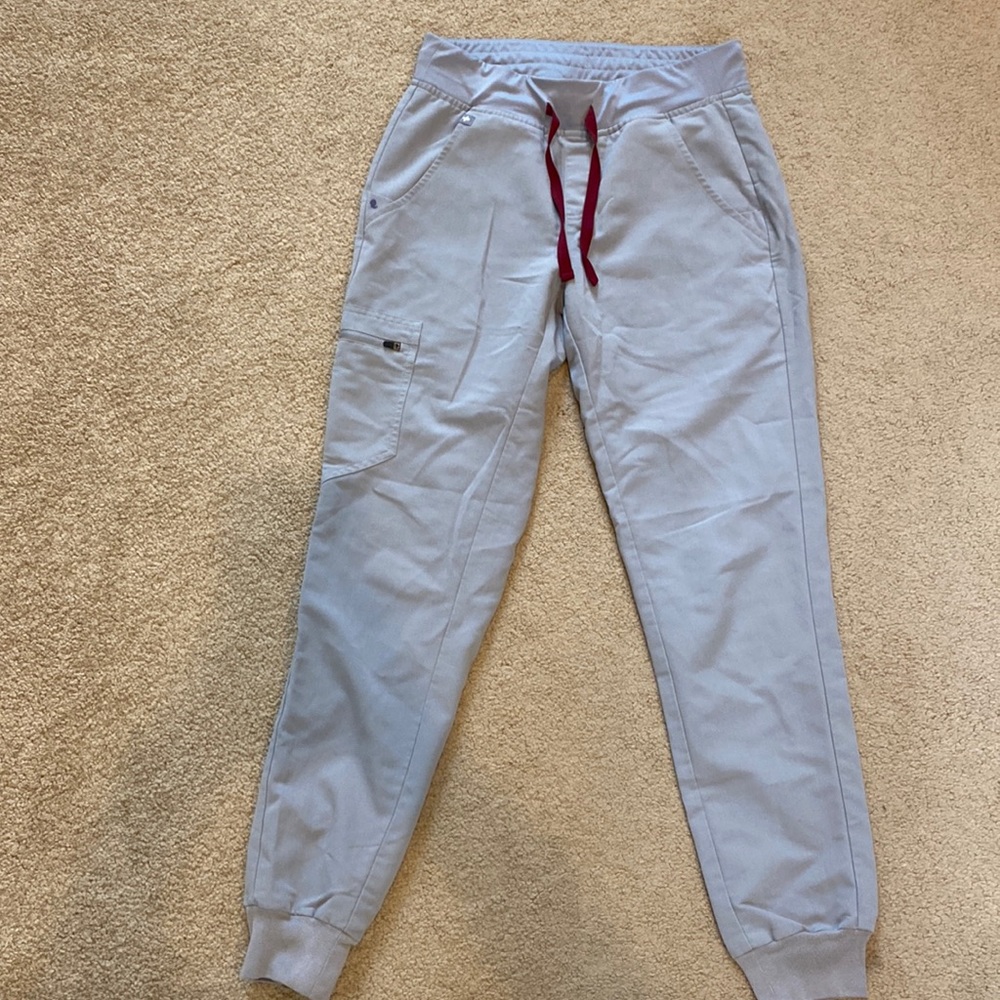COPY - FIGS women’s Cement Zamora - Jogger Scrub Pants XS grey